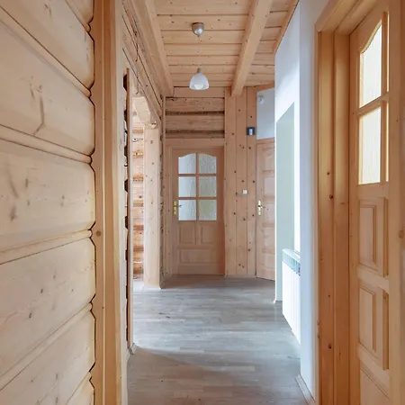 Apartment Bystre
