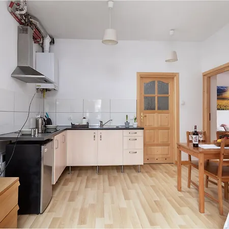 Bystre Apartment *