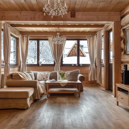 Bystre Apartment
